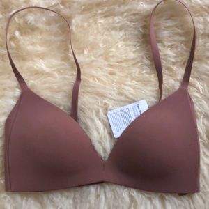 BRAND NEW* Lululemon Take Shape Bra Size 32A